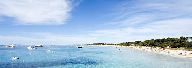 Zauberhafte Insel im Mittelmeer